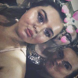 Meet your Posher, Bella